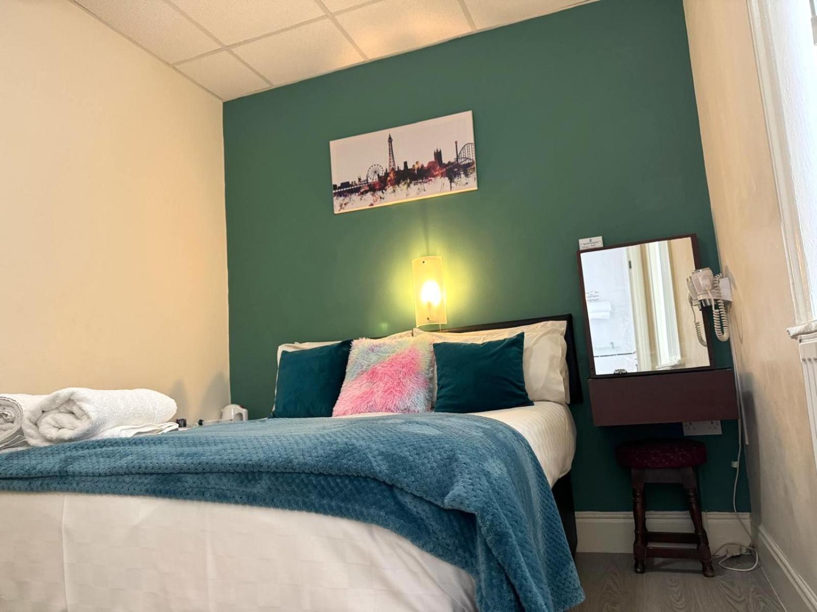 The Aspire Couette-café Blackpool